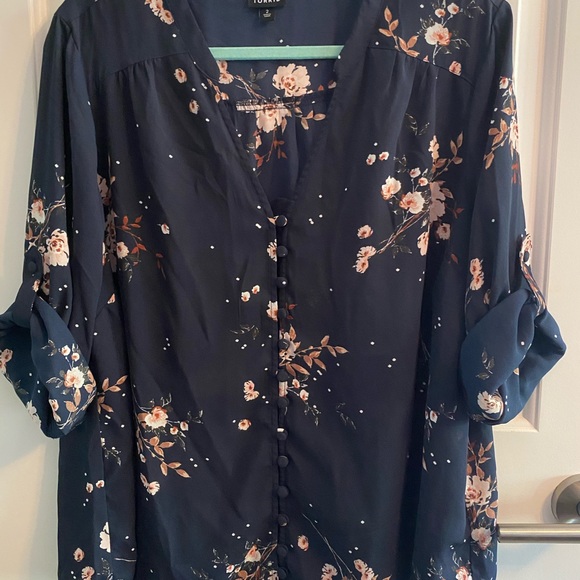 ❌SOLD❌ HARPER FLORAL BUTTON-DOWN GEORGETTE BLOUSE - Picture 4 of 6